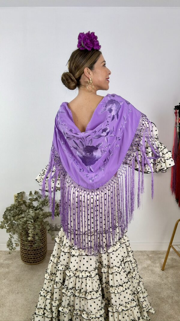 Mantón Soleá bordado malva