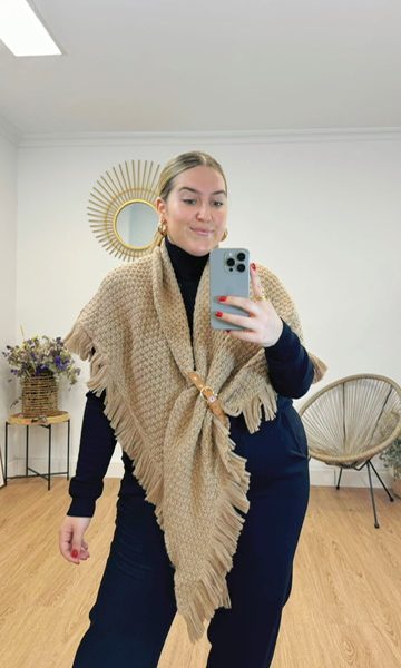 Poncho Hebilla Camel