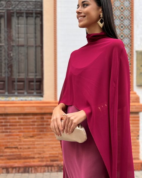 Capa de gasa cuello burdeos