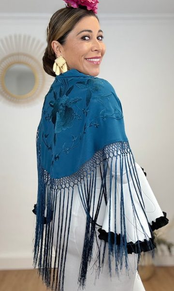 Mantón Soleá Bordado Petróleo