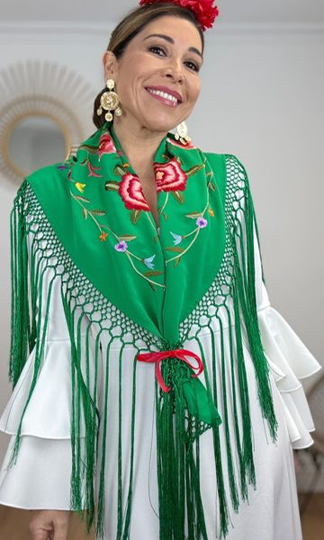 Mantón Esencia Bordado Verde