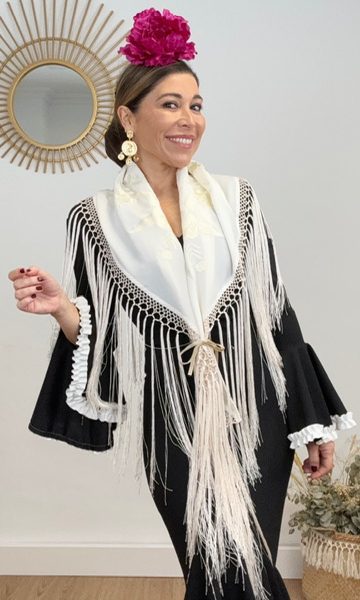 Mantón Soleá Beige Bordado Beige