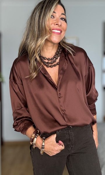Blusa Satinada Marrón chocolate