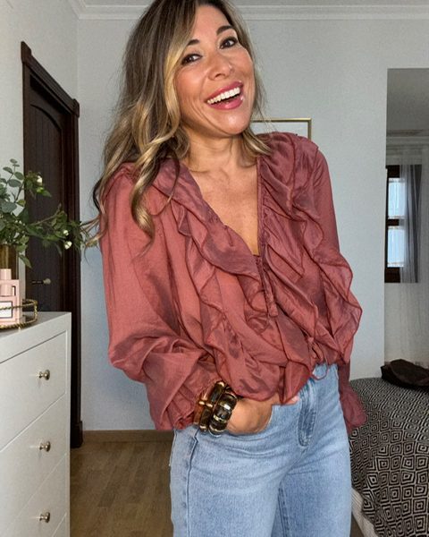 Blusa Volantes Covadonga Teja