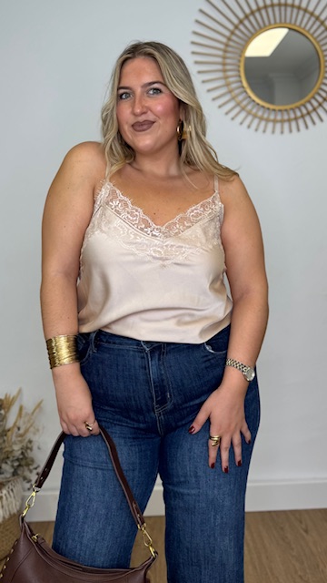 Top lencero doble encaje beige Curvy - Imagen 2