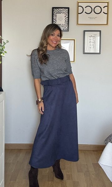 Falda Antelina Cinturón Azul Marino