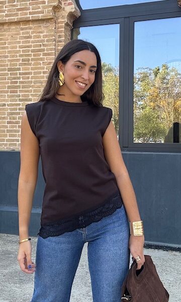 Camiseta Hombreras Encaje Marrón