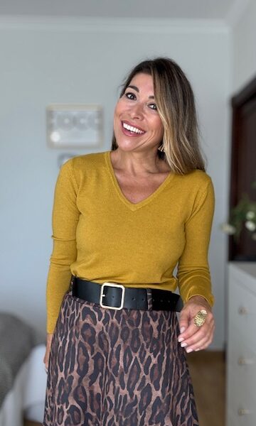 Jersey Básico Escote Pico Mostaza