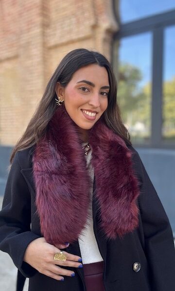 Cuello Pelo Sintético Burdeos