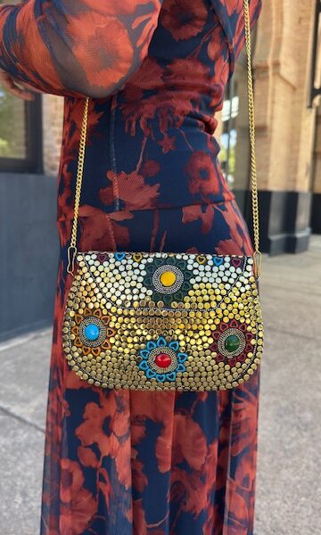 Clutch Flores Dorado