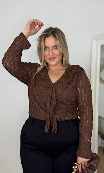 Blusa Encaje Adele Marrón