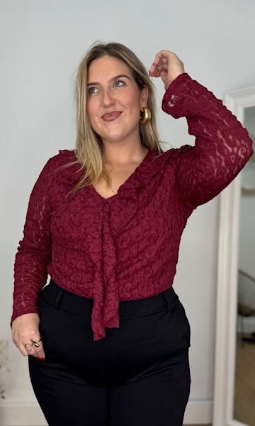 Blusa Encaje Adele Burdeos