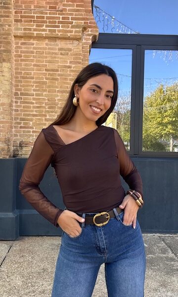 Top Tul Asimétrico Marrón