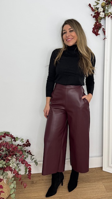 Pantalón culotte polipiel burdeos - Imagen 6