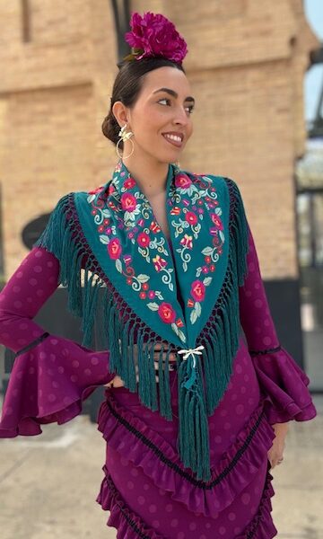 Mantón Bordado Tango Petróleo