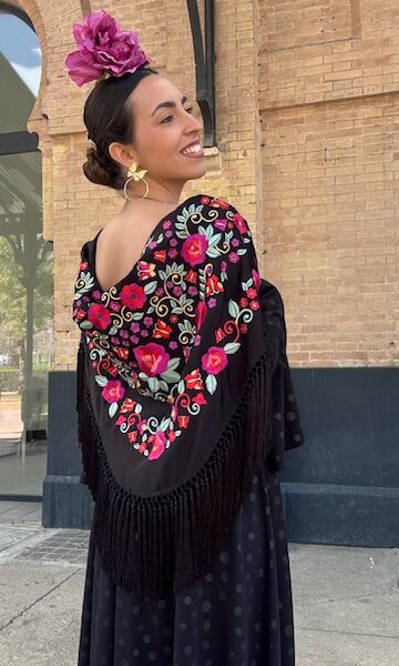 Mantón Bordado Tango Negro