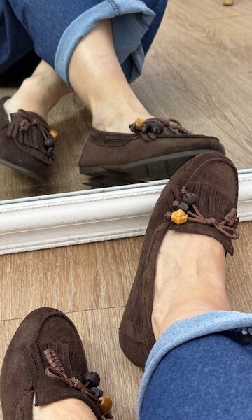 Mocasín Antelina Marrón Chocolate