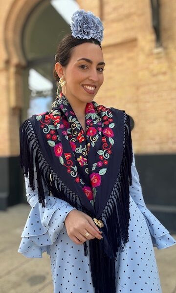 Mantón Bordado Tango Azul Marino