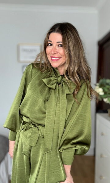 Blusa satinada lazada verde oliva