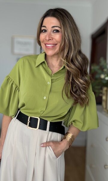 Blusa abullonada verde