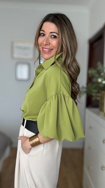 Blusa abullonada verde - Imagen 3