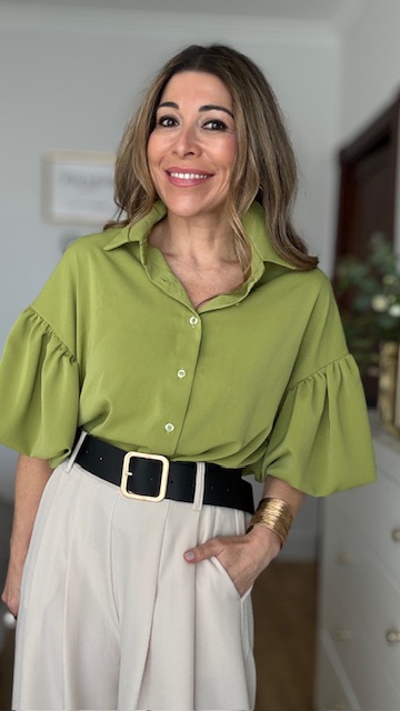 Blusa abullonada verde - Imagen 6