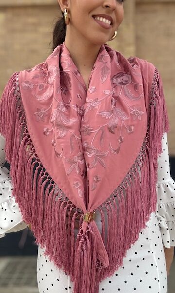 Mantón Bordado Azahar Rosa Maquillaje