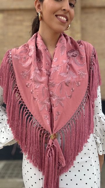 Mantón Bordado Azahar Rosa Maquillaje