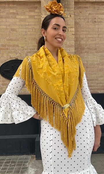 Mantón Bordado Azahar Mostaza