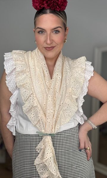 Piquillo Perforado Beige