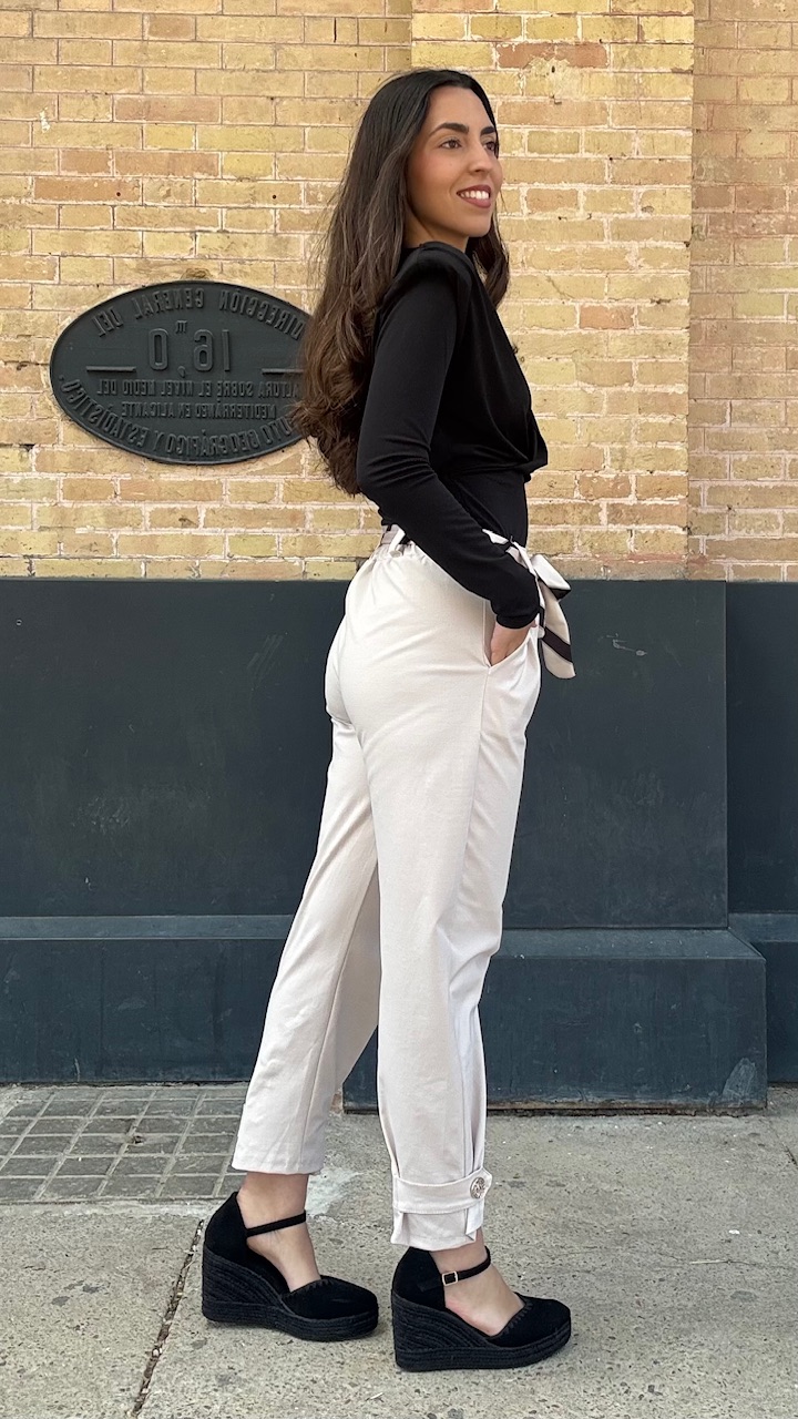 Pantalón Globo Beige Botón - Imagen 19