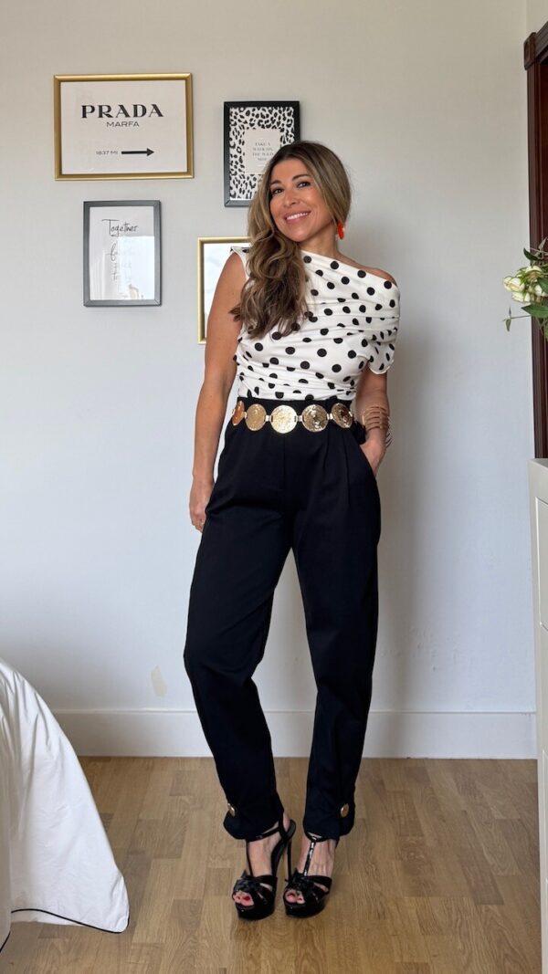 Pantalón Globo Negro Botón