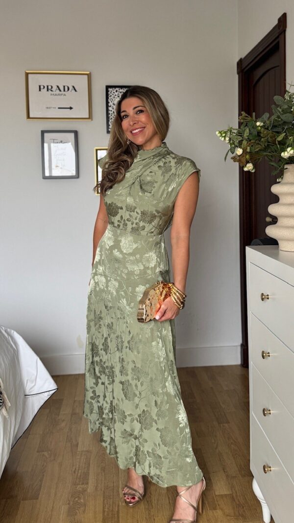 Vestido Satinado Noa Verde Jabonoso