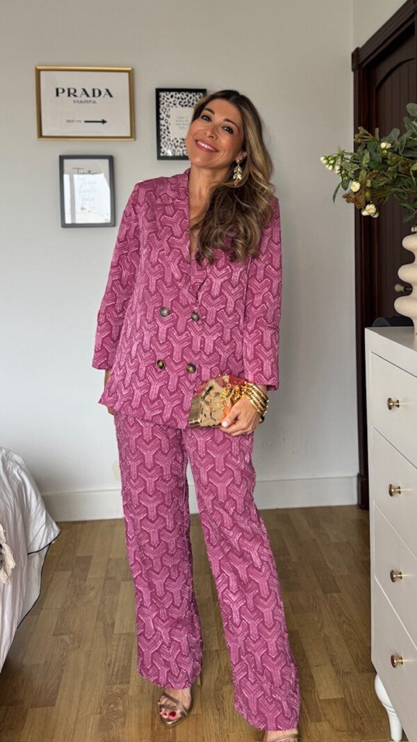 Traje de Chaqueta Olivia Botones Rosa