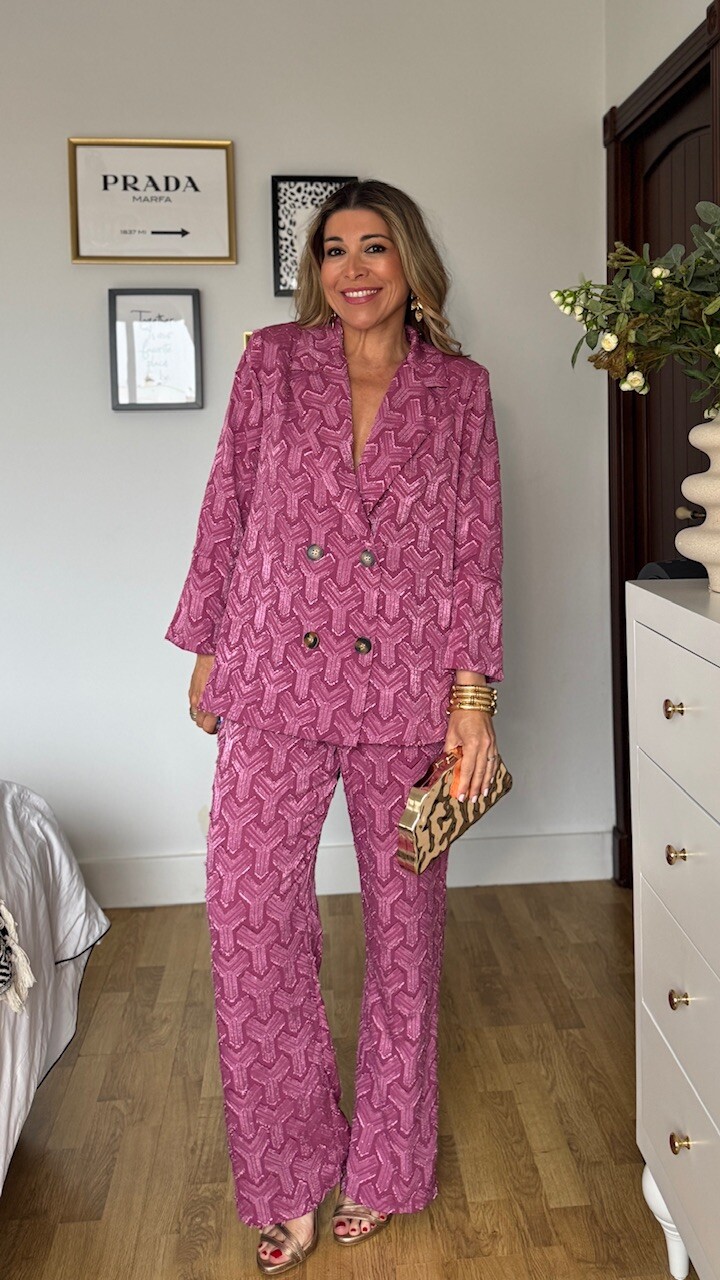 Traje De Chaqueta Olivia Botones Rosa - Imagen 6