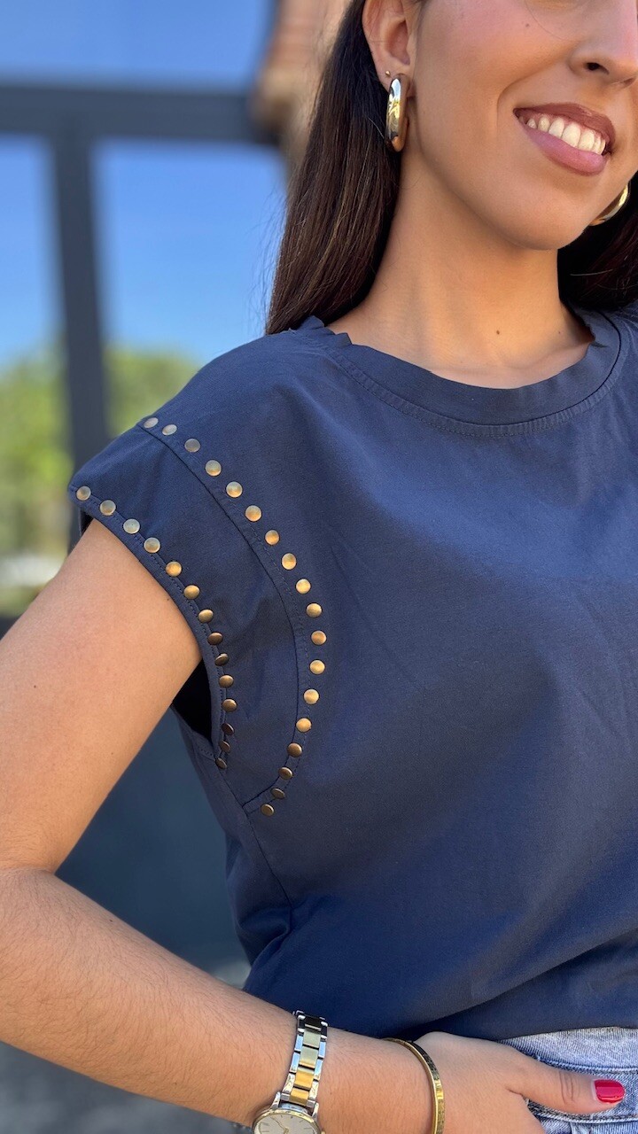 Camiseta Tachuelas Doradas Azul Marino - Imagen 3