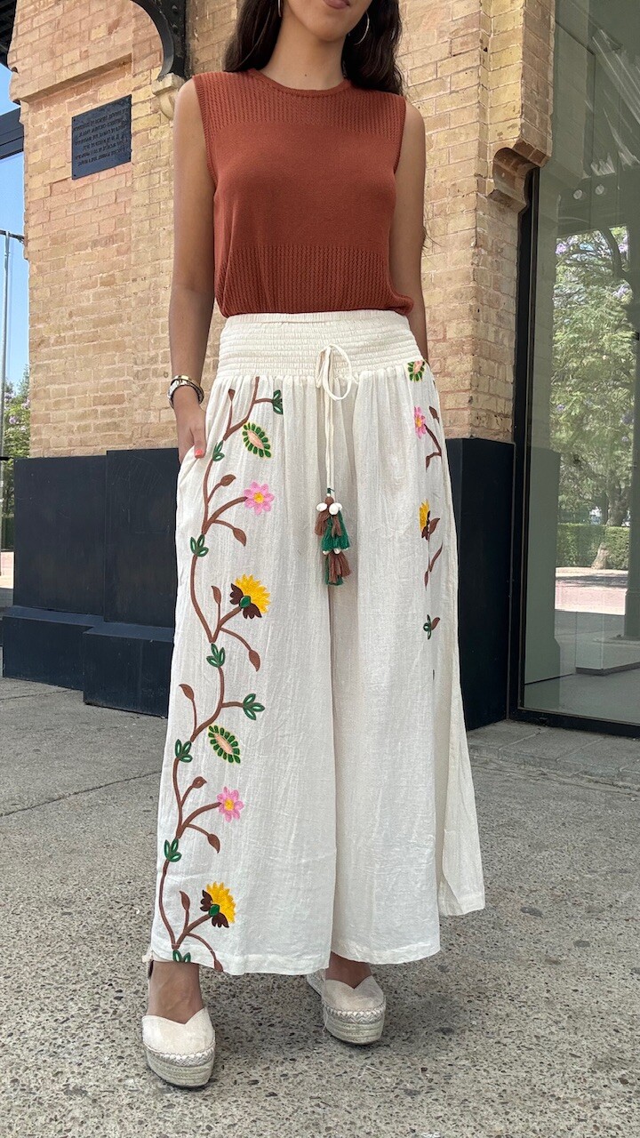 Pantalón Mirta Bordado Beige - Imagen 8