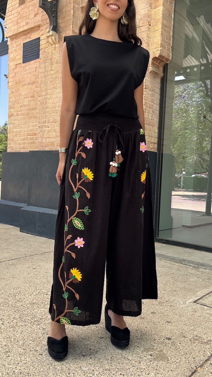 Pantalón Mirta Bordado Negro - Imagen 5