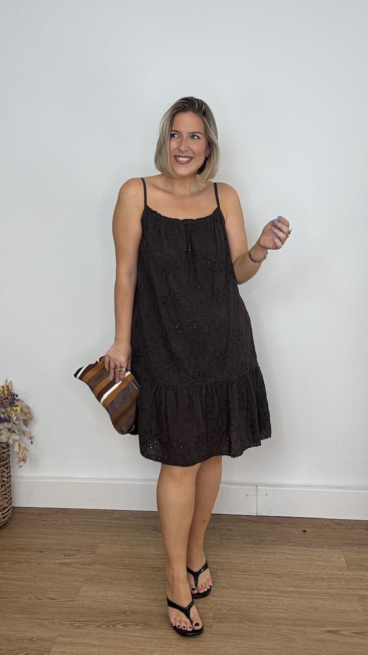 Vestido Mini Perforado Marrón - Imagen 5