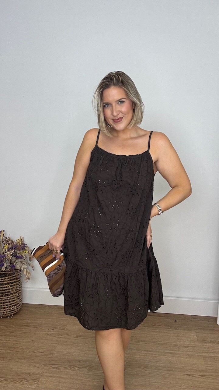 Vestido Mini Perforado Marrón - Imagen 4