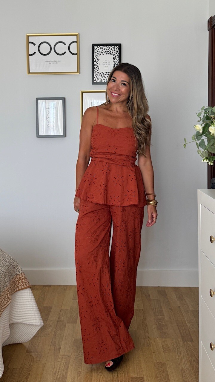 Conjunto Perforado Teja - Imagen 6