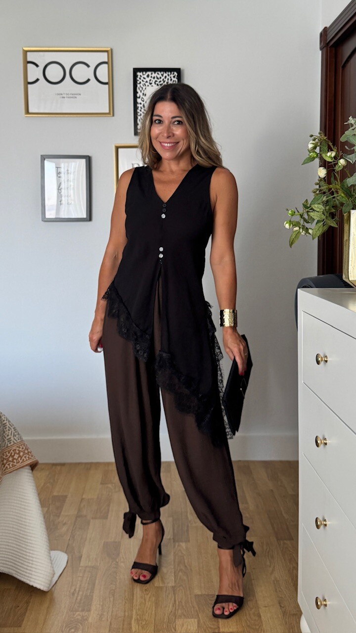 Blusa Asimétrica Encaje Negra - Imagen 4