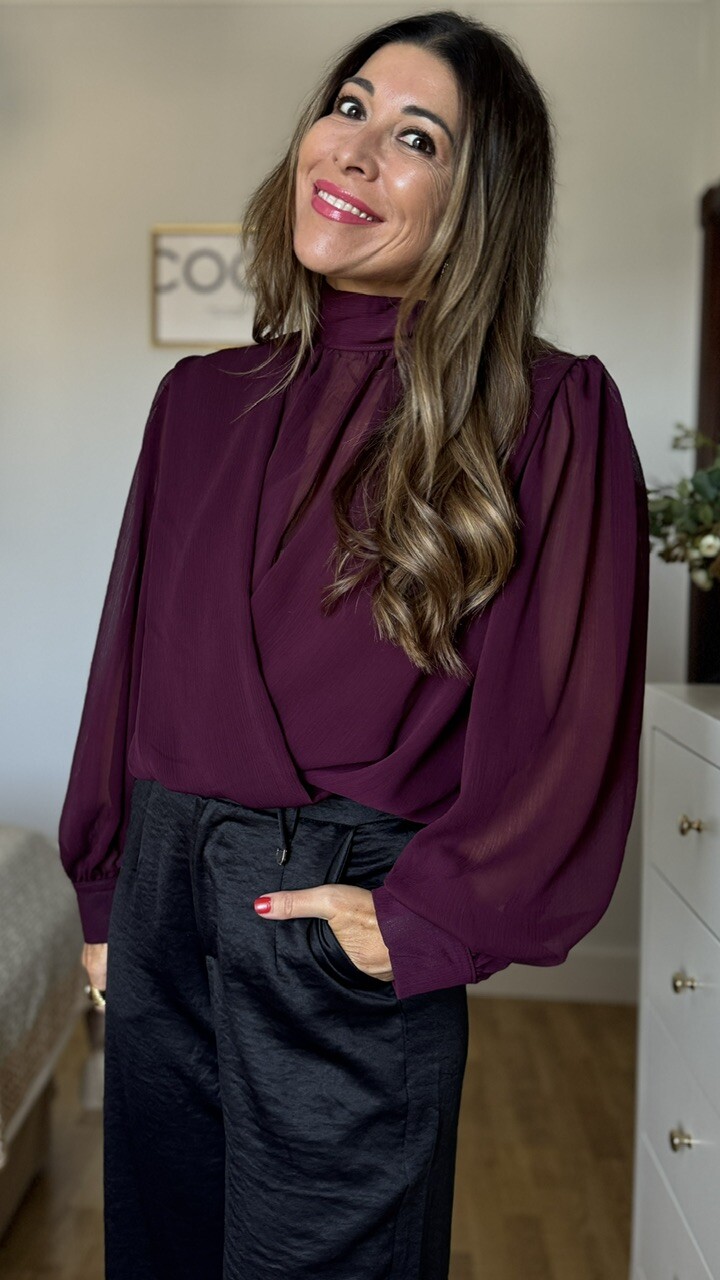 Blusa gasa cruzada Marian Burdeos - Imagen 6