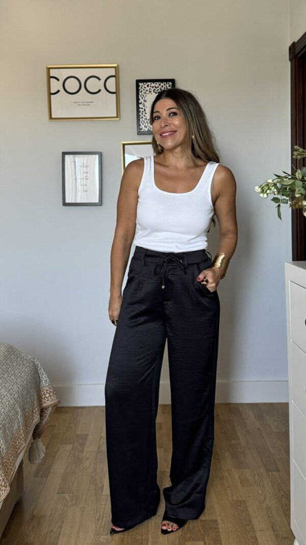 Pantalón Satinado Megan Negro