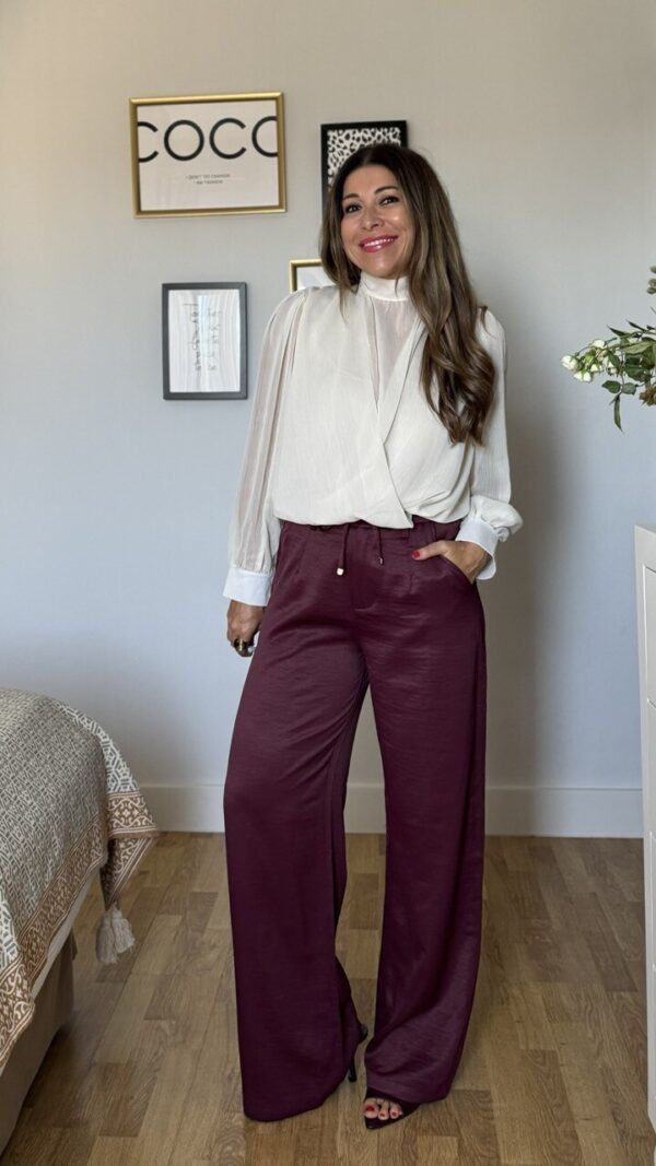 Pantalón Satinado Megan Burdeos