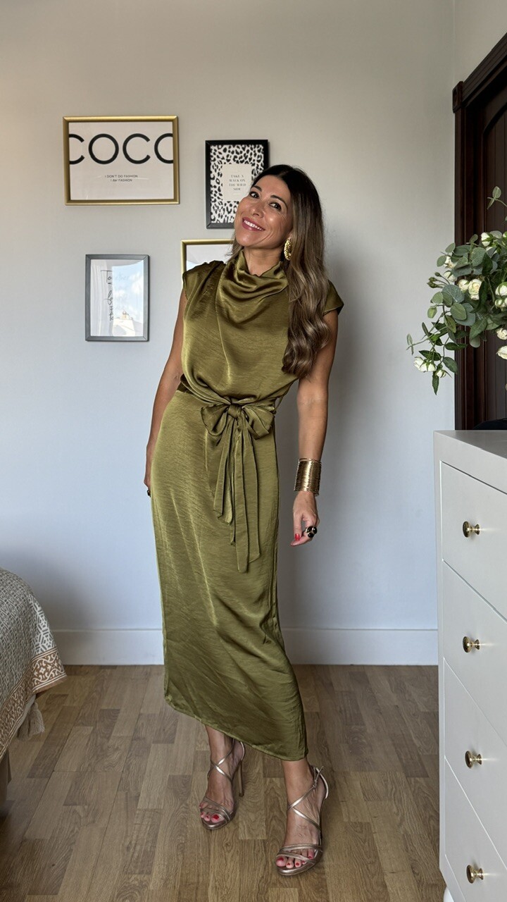 Vestido Génova Satinado Verde Oliva - Imagen 4