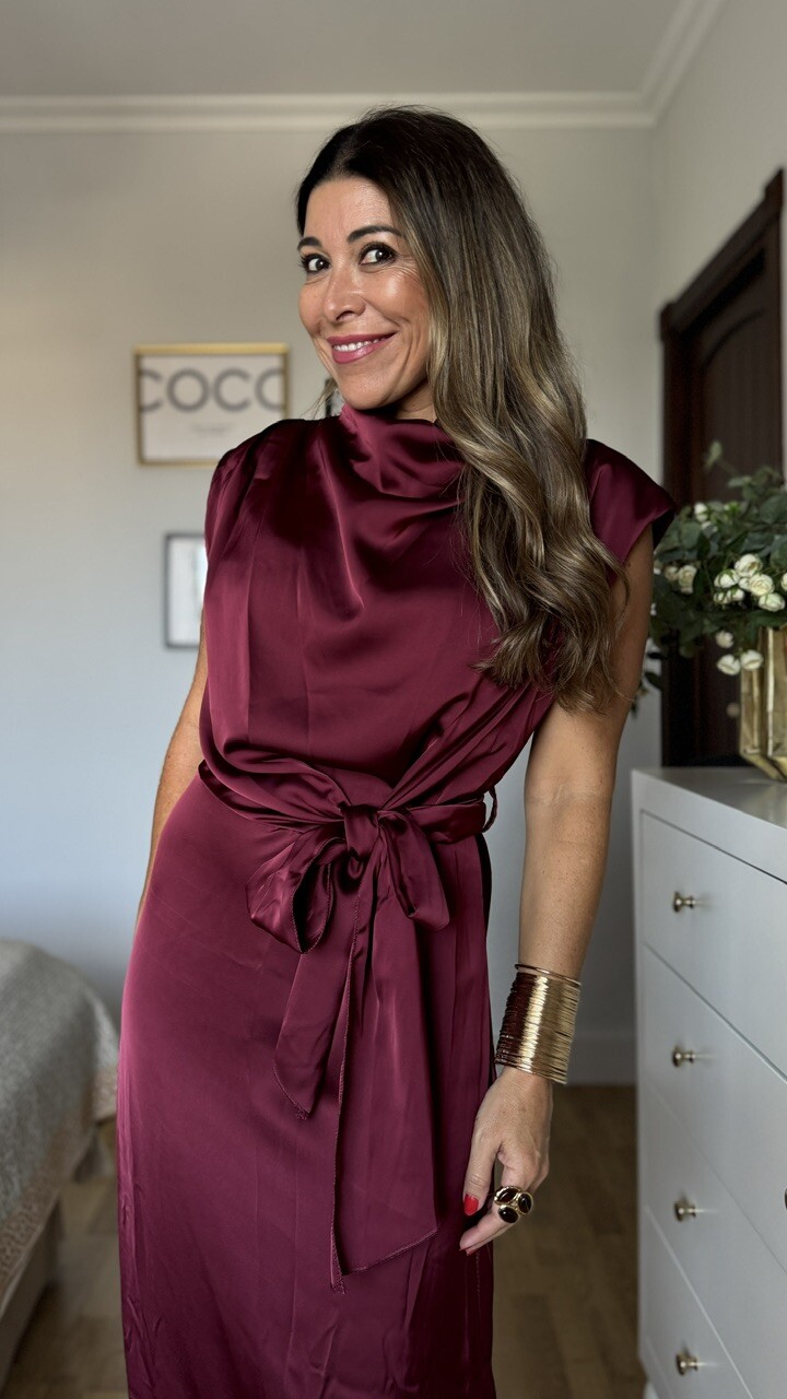 Vestido Génova Satinado Burdeos - Imagen 8