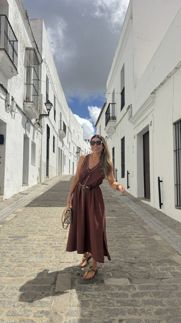 Vestido Alice Tachas Marrón