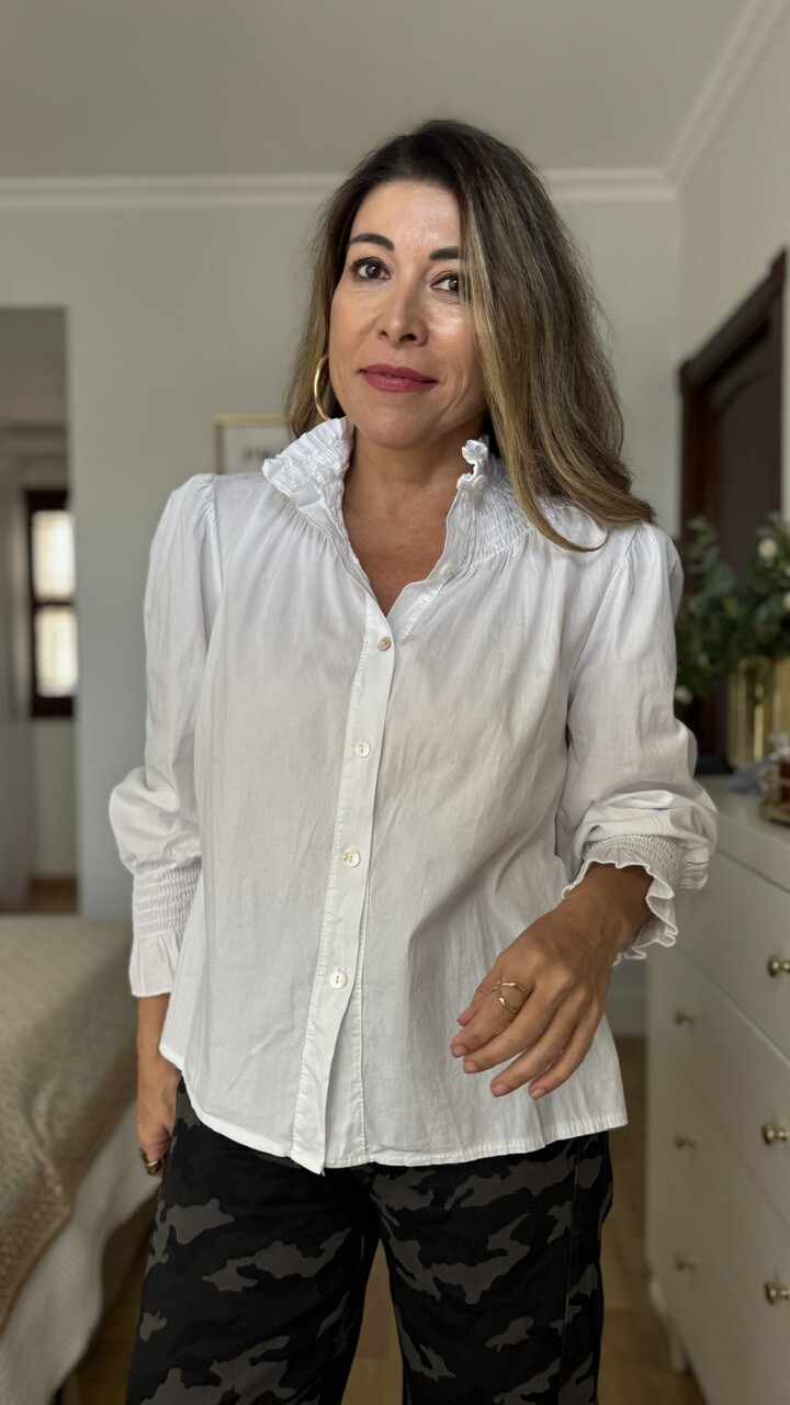 Camisa cuello frunce blanca - Imagen 16