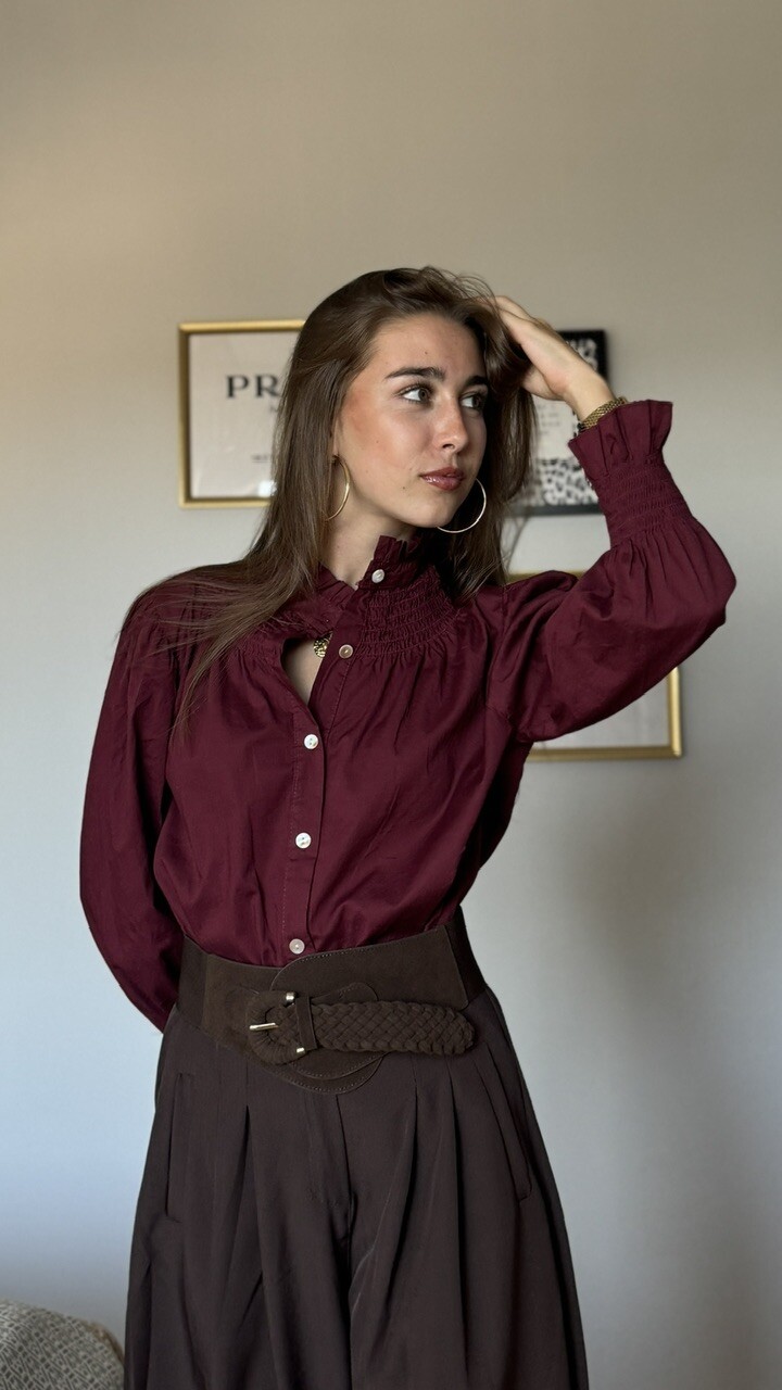 Camisa cuello frunce burdeos - Imagen 9